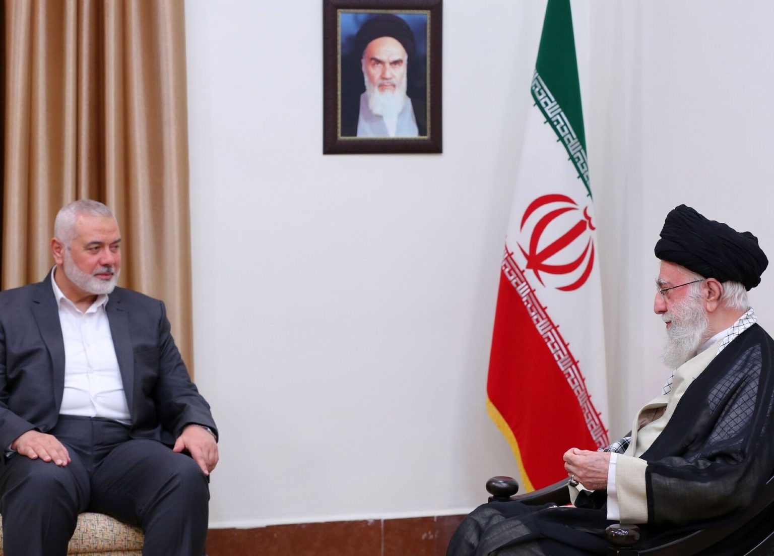 خبراء إيرانيون: “طوفان الأقصى” قرّبت استقلال فلسطين