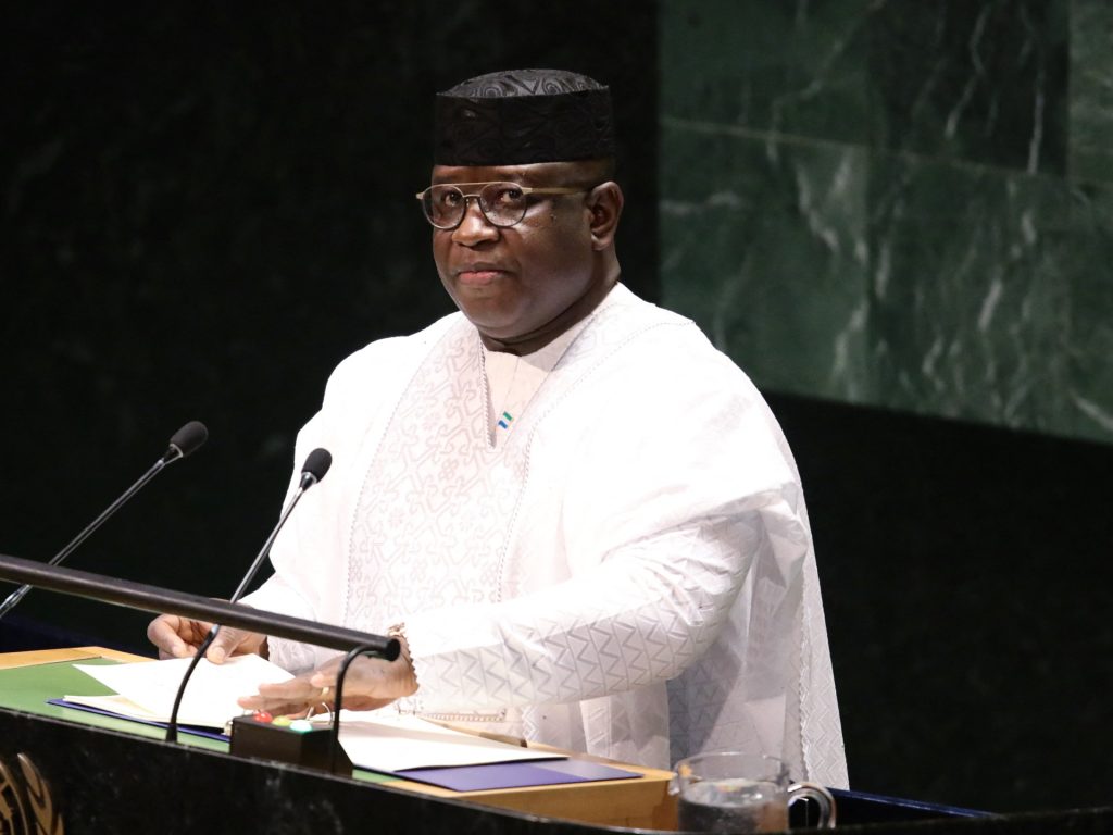 الرئيس أعلن استعادة الهدوء.. ماذا يحصل في السيراليون؟