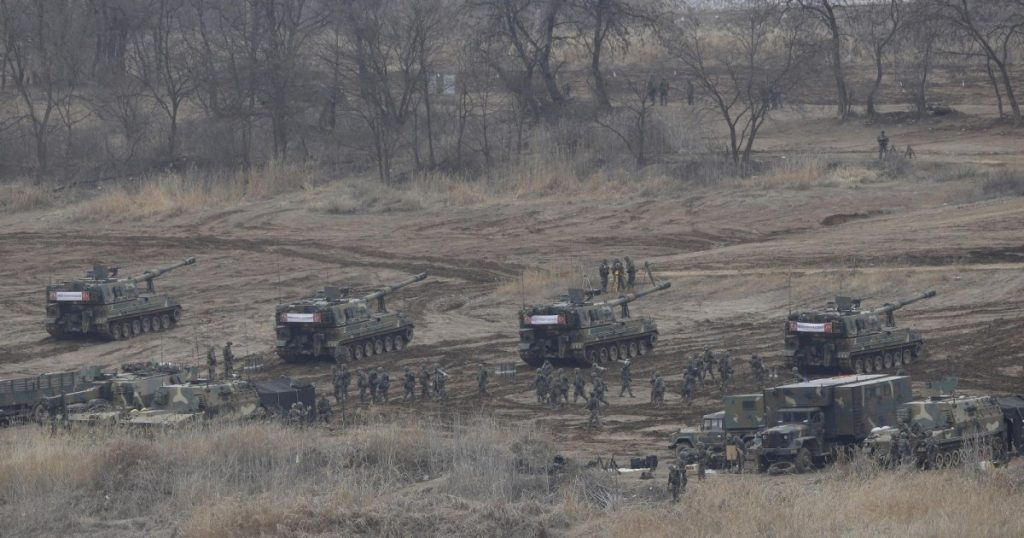 بعد تعليق معاهدة عسكرية.. كوريا الشمالية تنشر قوات وأسلحة قرب الحدود