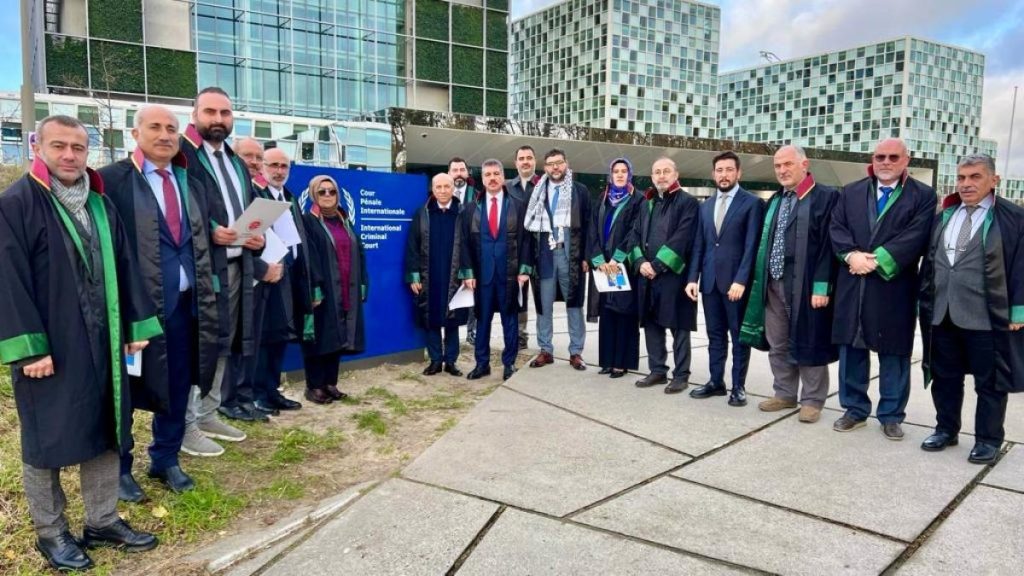 رئيس نقابة للمحامين الأتراك: المؤسسات والقوانين الدولية لعبة بيد الدول الكبرى