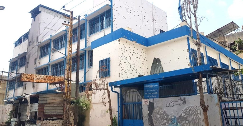 بين البروتوكول و”المماطلة”.. متى تفتح “أونروا” مدارسها في عين الحلوة؟