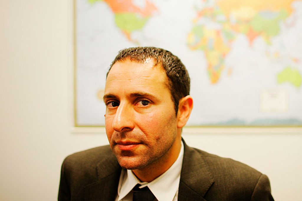 دبلوماسي إسرائيلي سابق: نتنياهو يخوض حرب غزة لمصالحه الشخصية