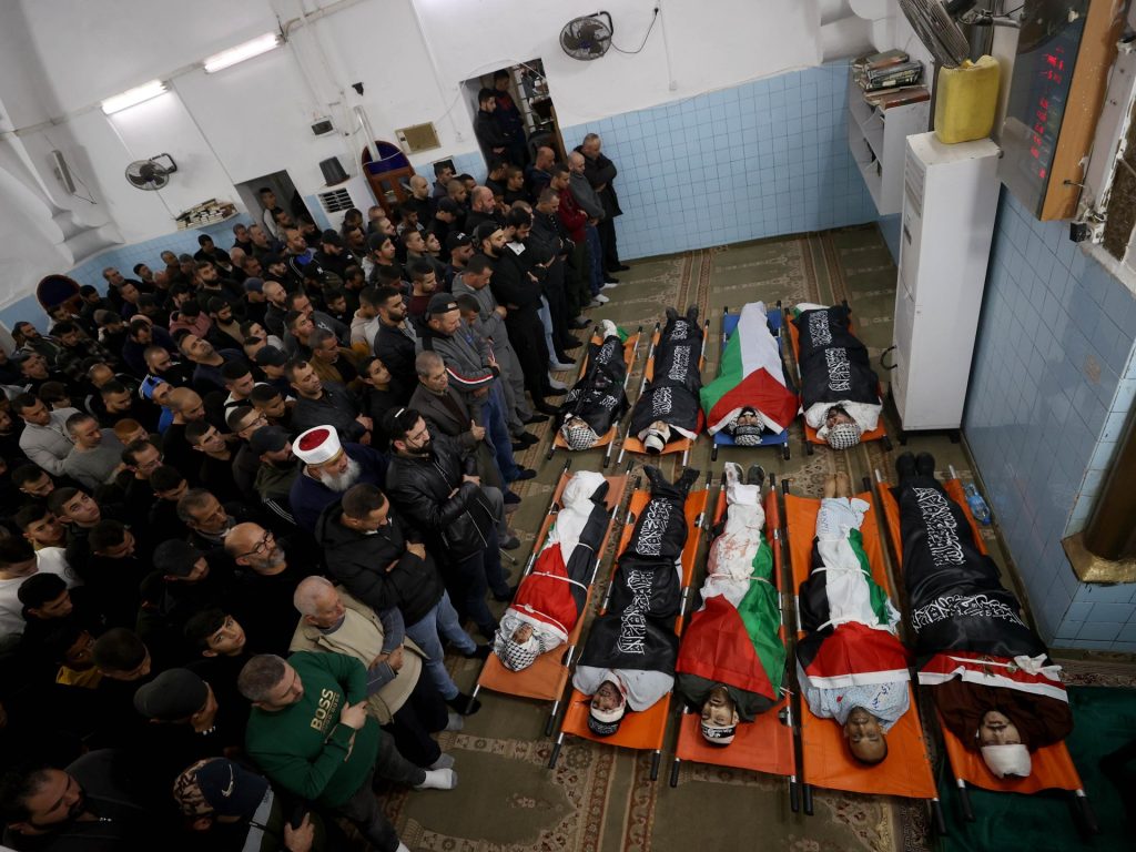 قوات الاحتلال تنسحب من مخيم نور شمس وحصيلة الشهداء ترتفع بالضفة