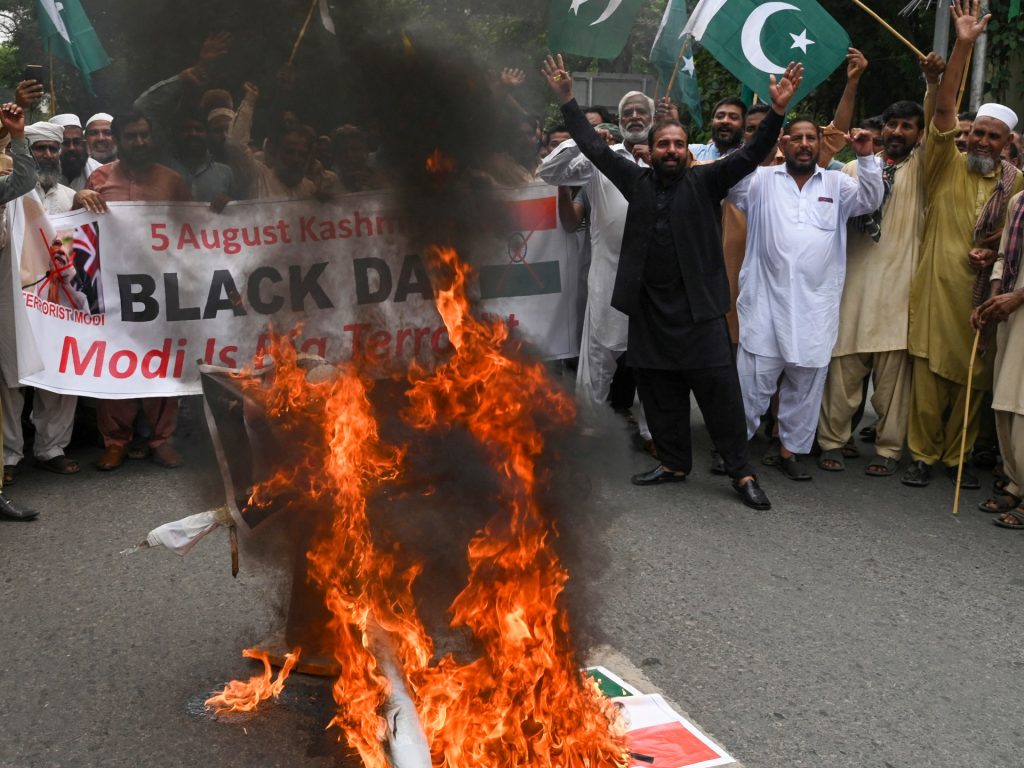 إلغاء المادة 370 من الدستور الهندي.. أي تأثير على مستقبل كشمير؟