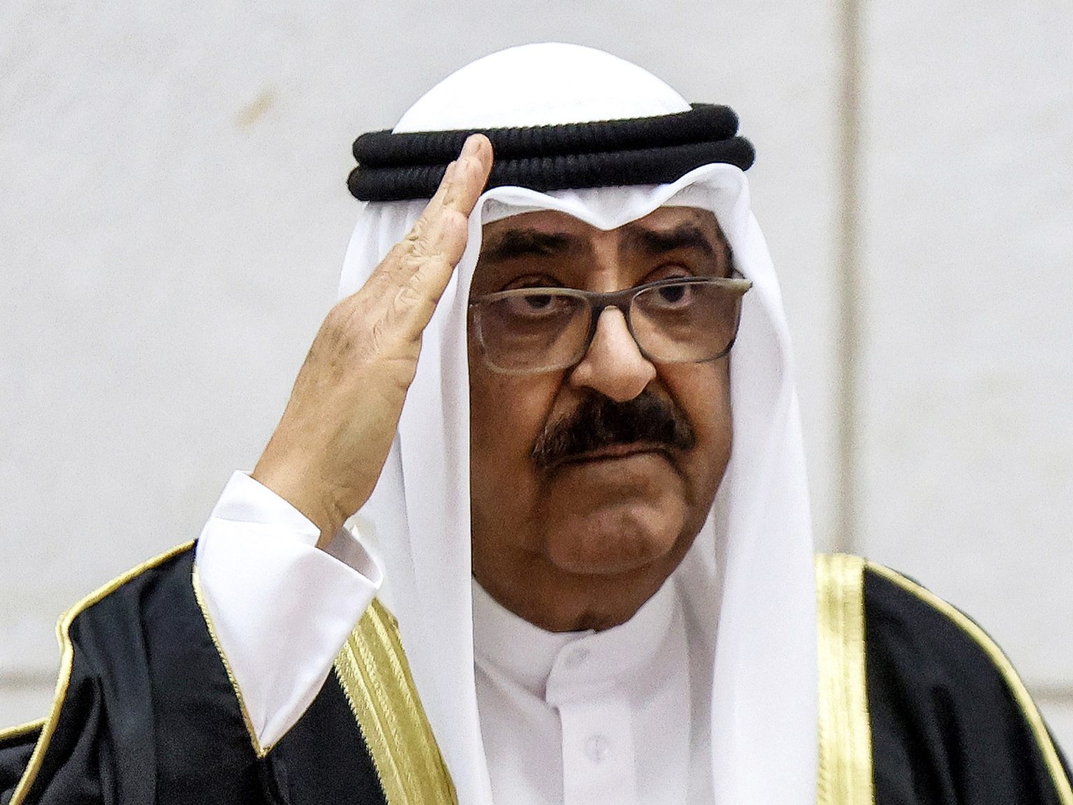 الشيخ مشعل الصباح أميرا للكويت خلفا للراحل الشيخ نواف