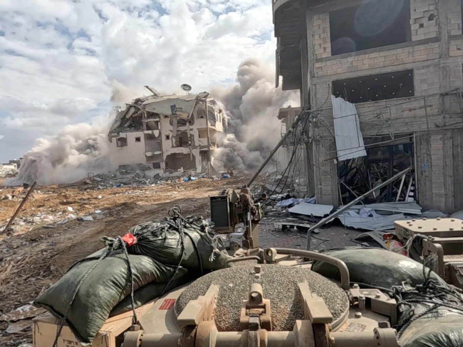 “أخطر الأحياء وأقوى الكتائب”.. لماذا تفاجأت قوات الاحتلال بالمقاومة في حي الشجاعية؟