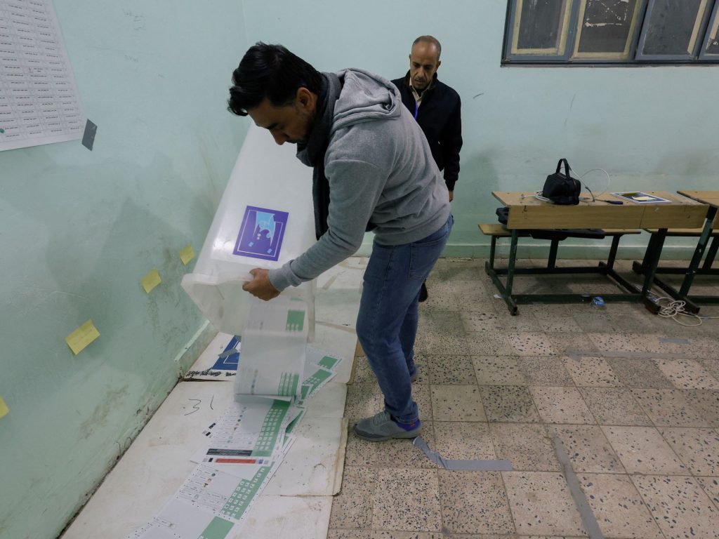 الأحزاب الشيعية وتحالف الحلبوسي تتقدمان في انتخابات مجالس المحافظات العراقية