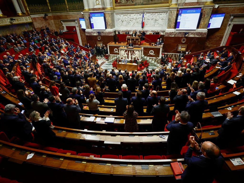 فرنسا.. أغلبية برلمانية ضد مقترح قانون الهجرة