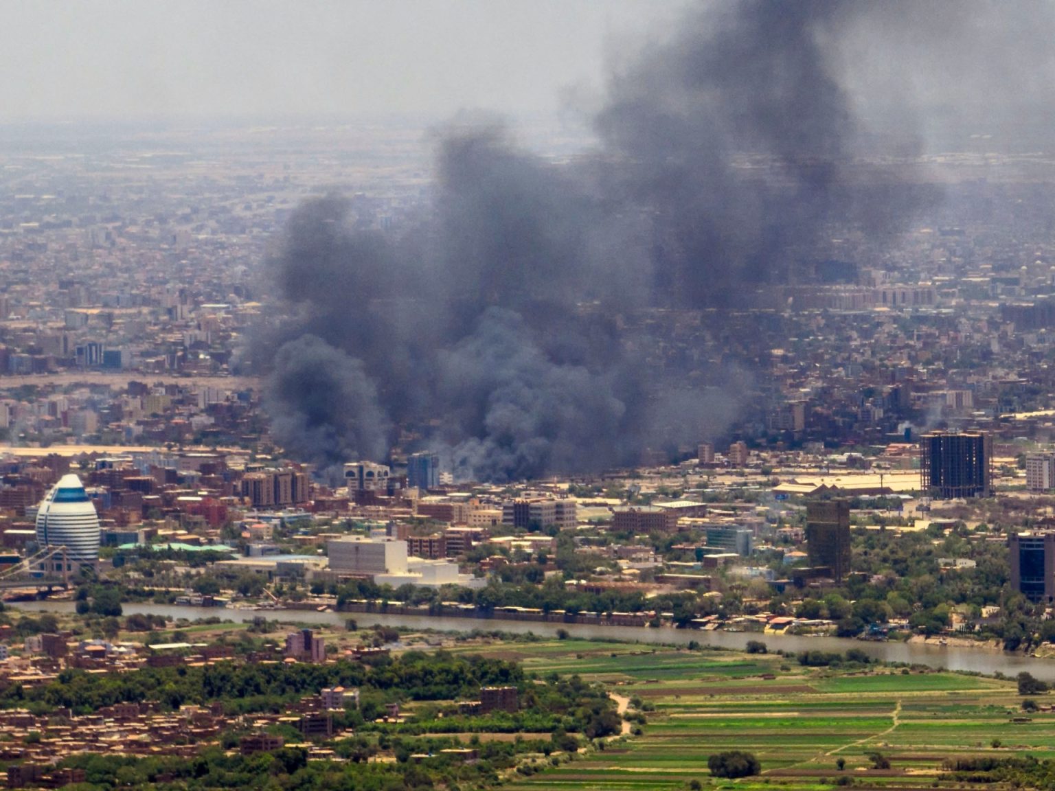 عام “الكابوس”.. ملايين السودانيين يودعون 2023 بانتظار العودة لديارهم