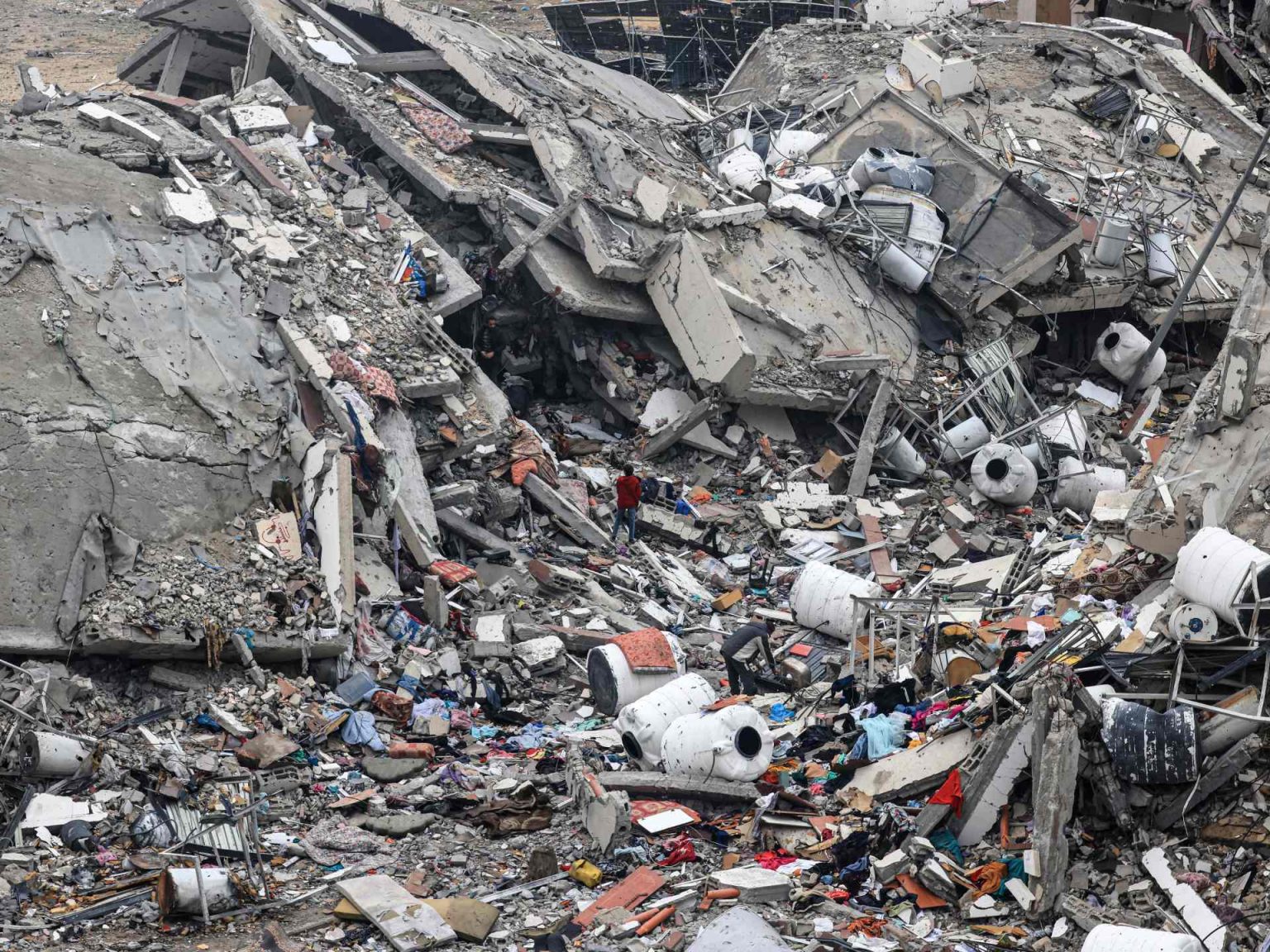 تسليح بايدن لإسرائيل يثير ردود فعل عنيفة بسبب ارتفاع ضحايا غزة