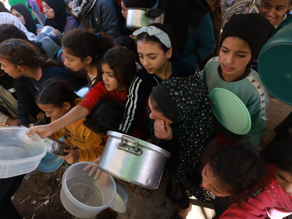 هيومن رايتس: إسرائيل تستخدم تجويع المدنيين سلاحا في الحرب