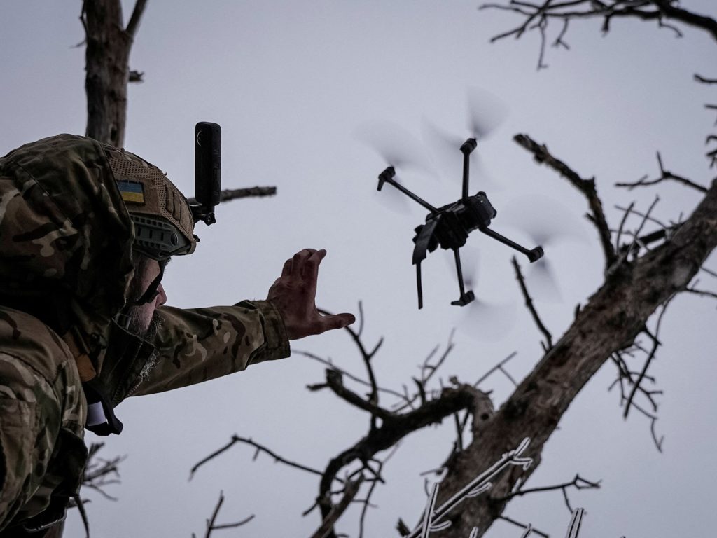 لوموند: احتمال استخدام المسيّرات في حروب أفريقيا يثير المخاوف