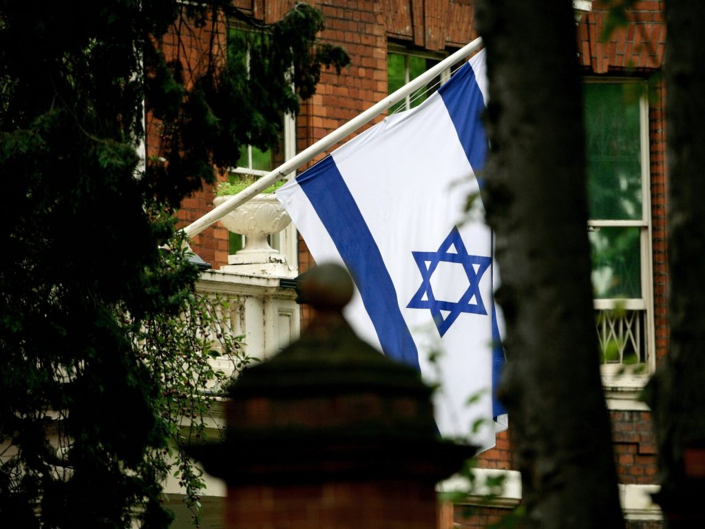 شركة إعلانات بريطانية تثير غضب السفارة الإسرائيلية بلندن