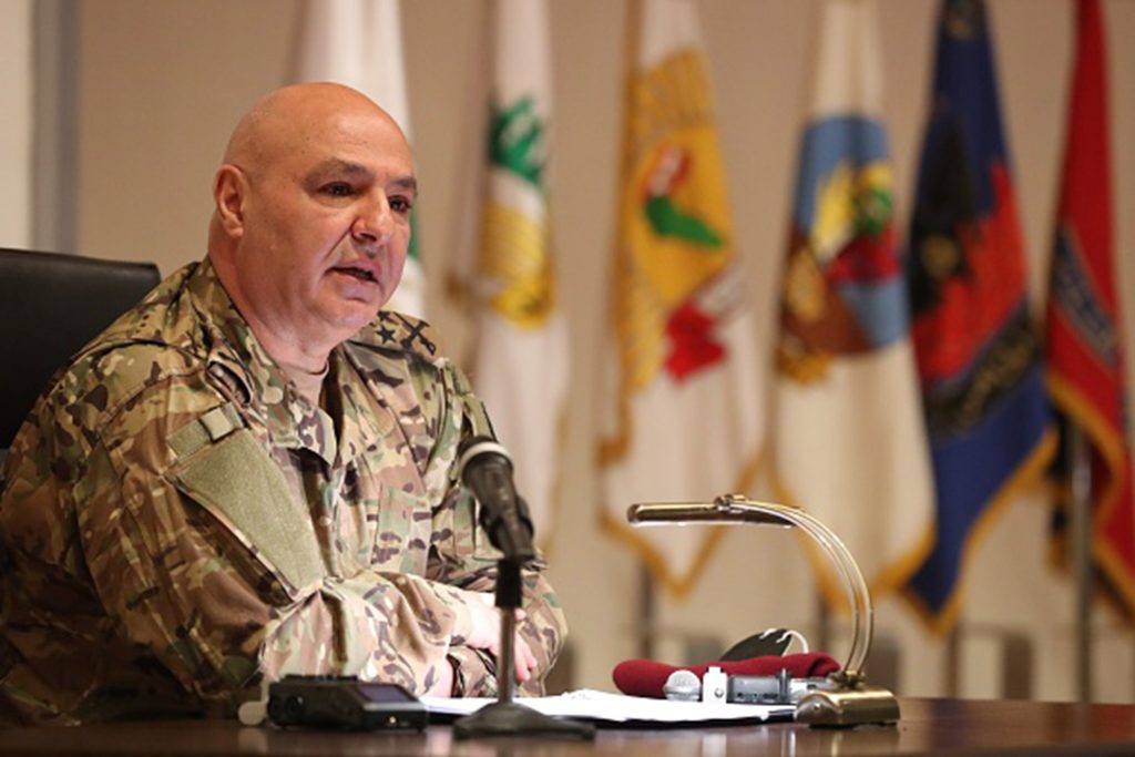 تمديد السن القانونية للقادة في لبنان.. هل تجاوزت السياسة أمنيات الجيش؟