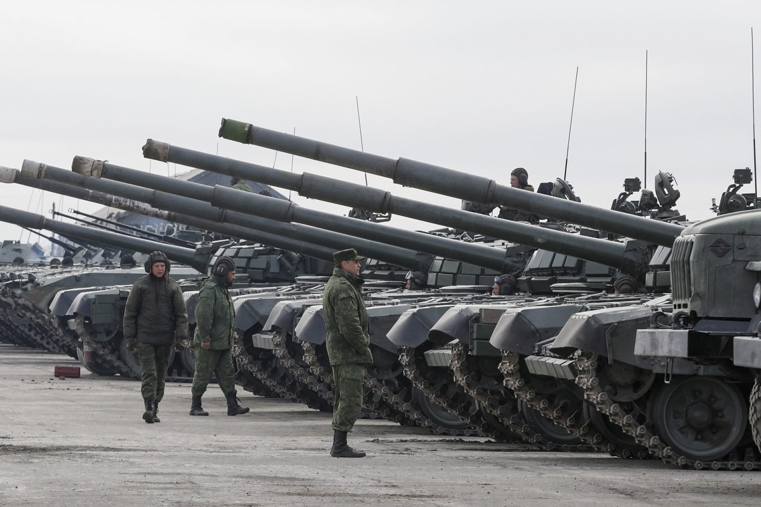 روسيا في 2023.. مثلث الحرب والعقوبات والانفتاح على الشرق