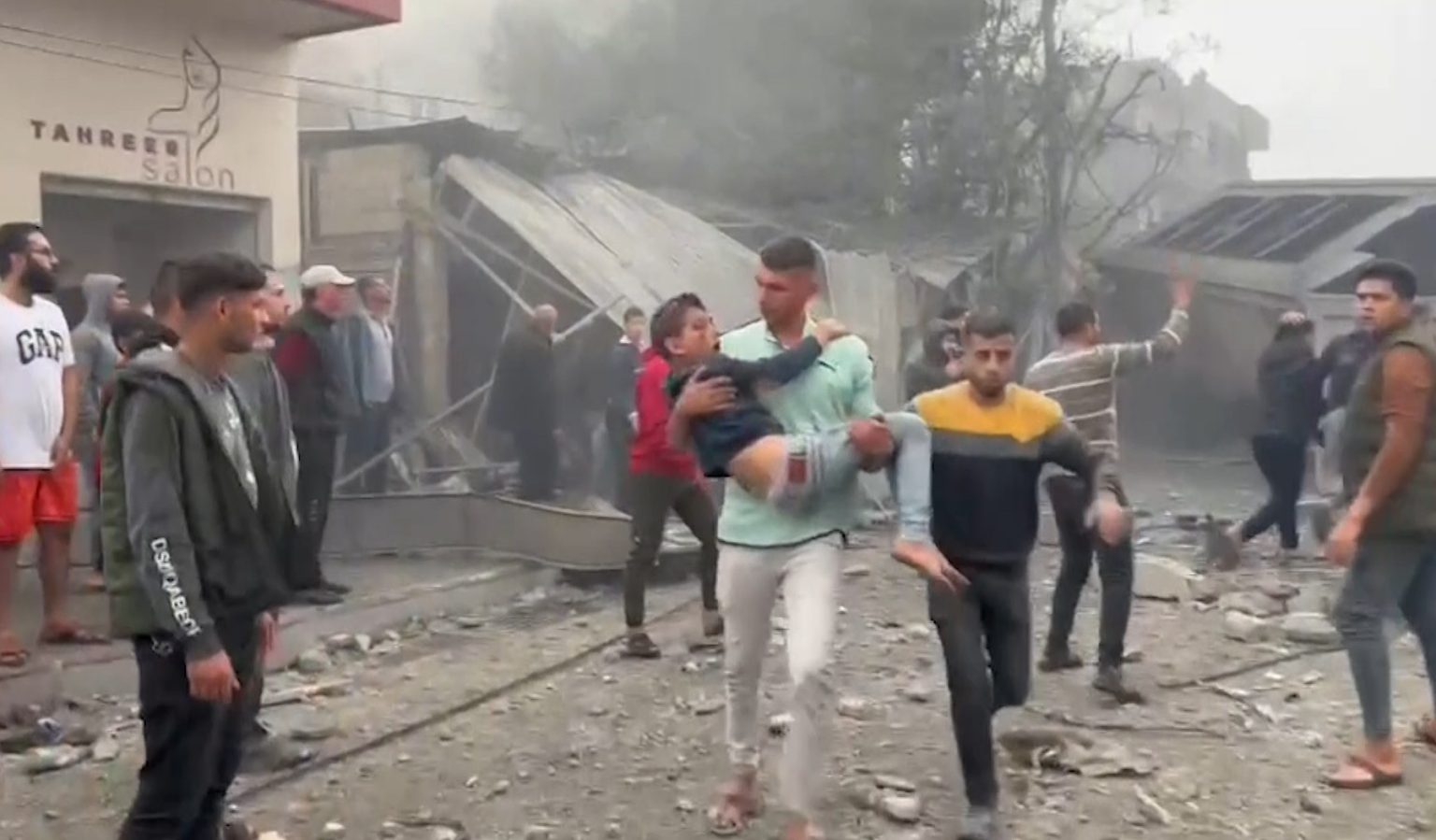 أونروا: موجة نزوح أخرى بغزة والوضع يزداد سوءا كل دقيقة