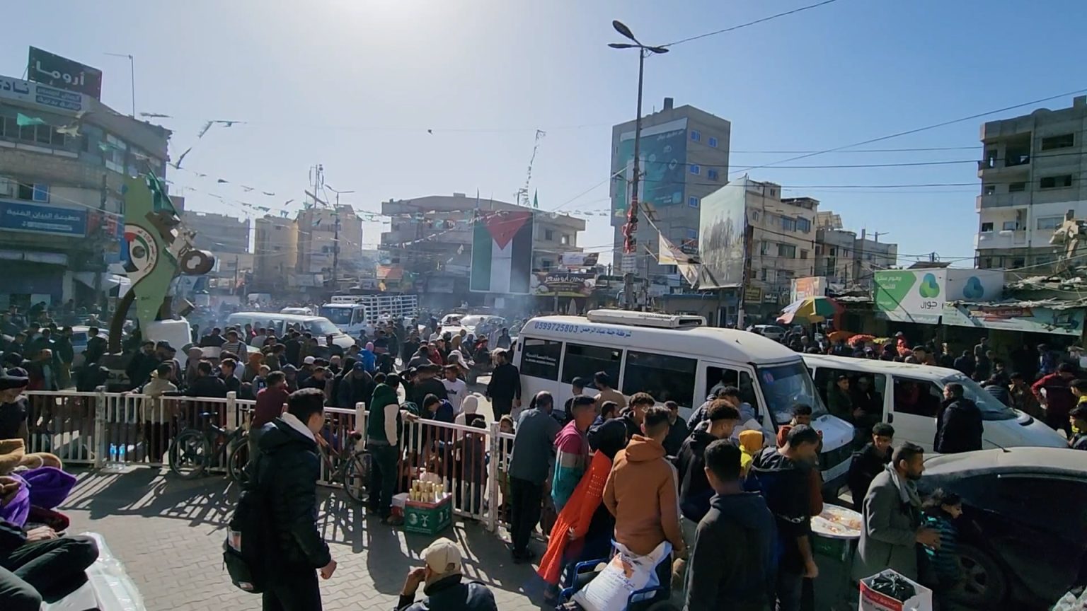 نازحون غزيون للجزيرة نت: من حقنا العيش في أمان وسلام