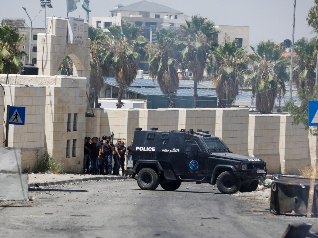 السلطة مستعدة لإدارة غزة بعد الحرب.. فهل تستطيع؟