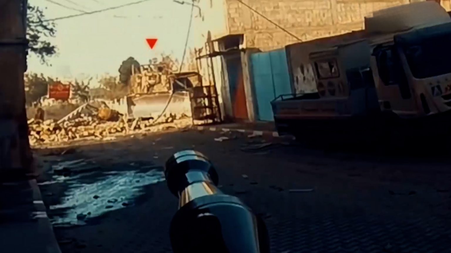 القسام تستهدف مروحية وإسرائيل تعلن مقتل ضابط وإصابة 25 جنديا