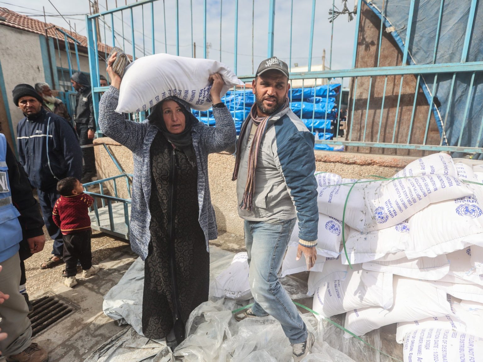 إسرائيل لم تقدم دليلا.. وكالات أممية: وقف تمويل الأونروا “كارثي” على غزة