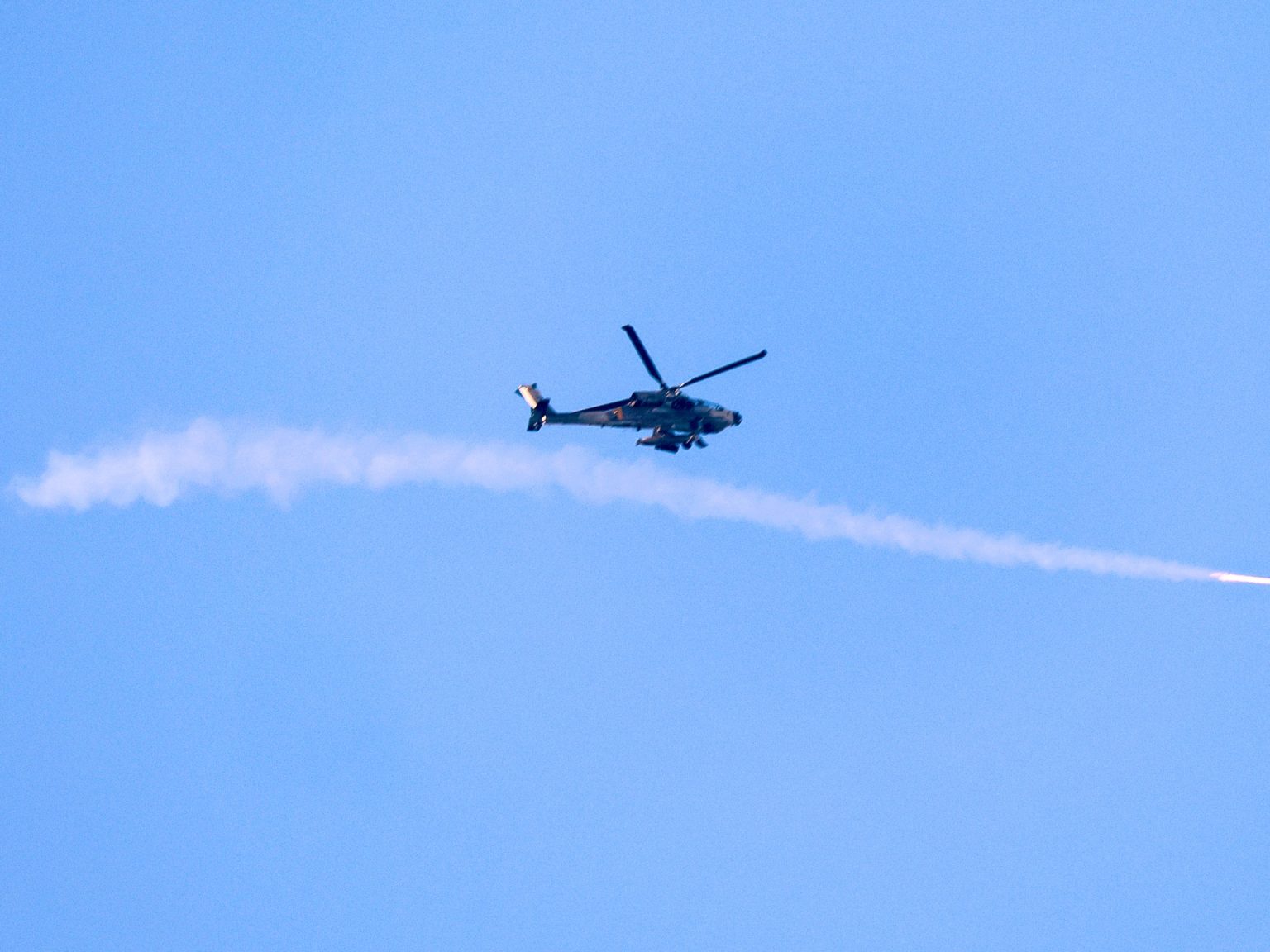 اشتباكات ضارية وسط غزة وجنوبها وإصابة 19 عسكريا إسرائيليا