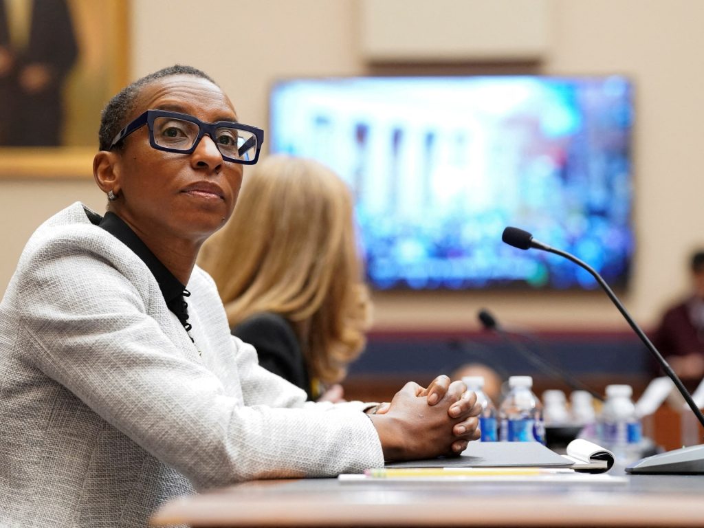 بسبب غزة.. رئيسة هارفارد تعترف بأنها استقالت بعد أن هُددت بالقتل