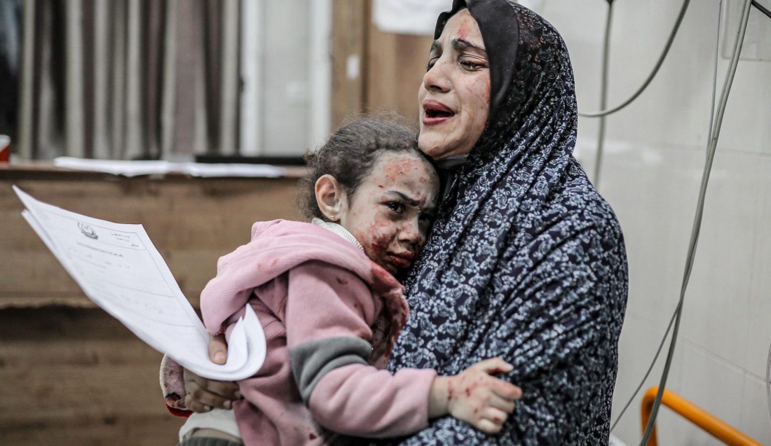 “ط م ب أ ح” الاختصار الجديد المرعب الذي يستخدمه الأطباء للضحايا الصغار في غزة