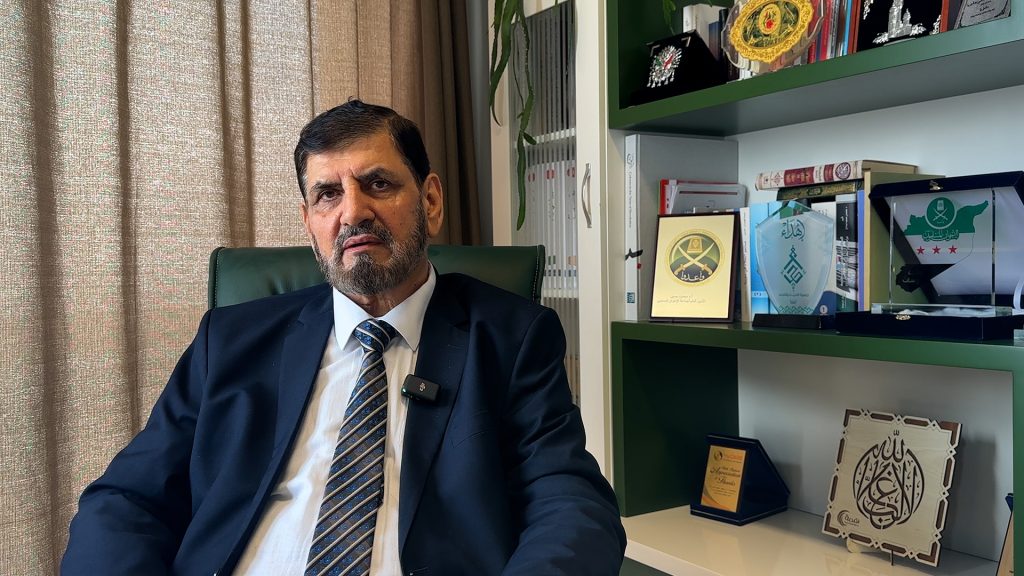 مراقب إخوان سوريا للجزيرة نت: الثورة مستمرة وندعم طوفان الأقصى