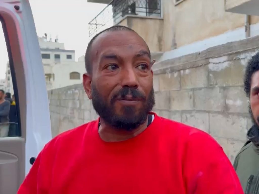 مفرج عنهم من مخيم طولكرم: شتموا أمهاتنا وعذبونا