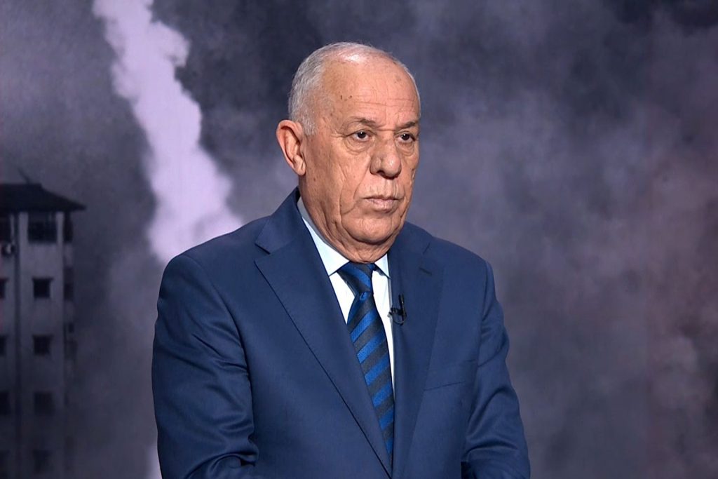 حلل يا دويري.. الجزيرة نت تكشف عن جوانب من الحياة الشخصية لفايز الدويري