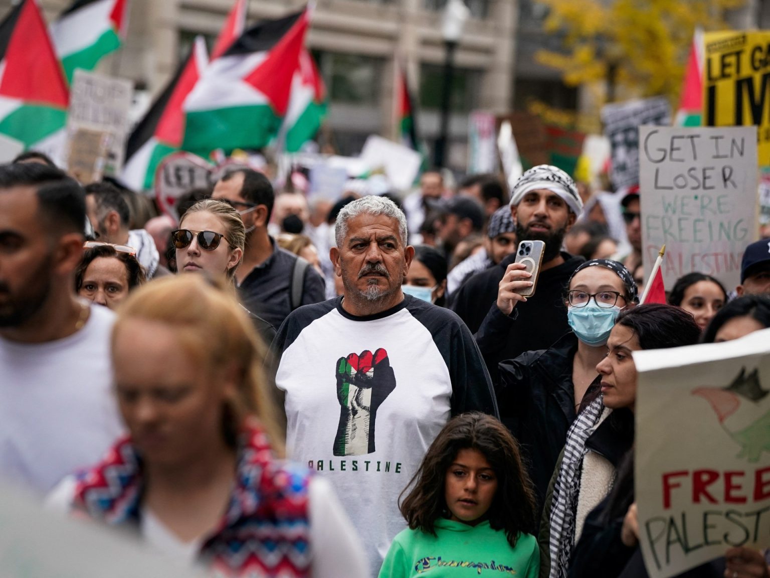 يديعوت أحرونوت: بروز جيل جديد من الديمقراطيين الأميركيين لا يؤيد إسرائيل