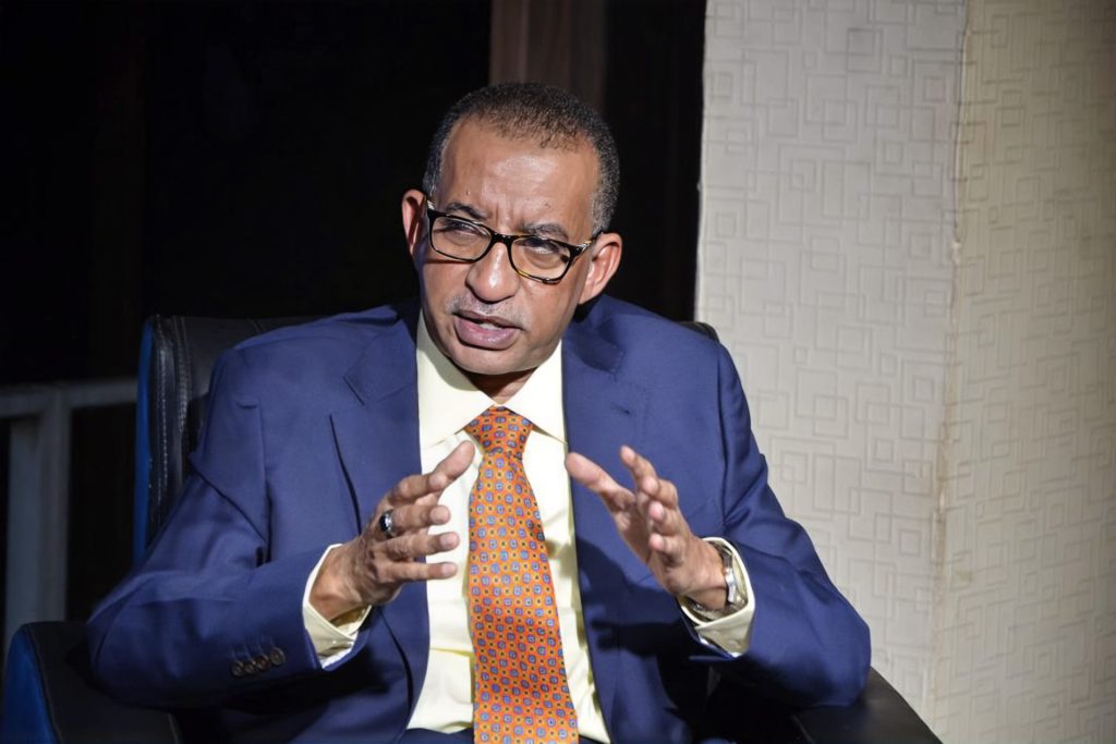 عمر الدقير: مستعدون للقاء البرهان في أي زمان ومكان