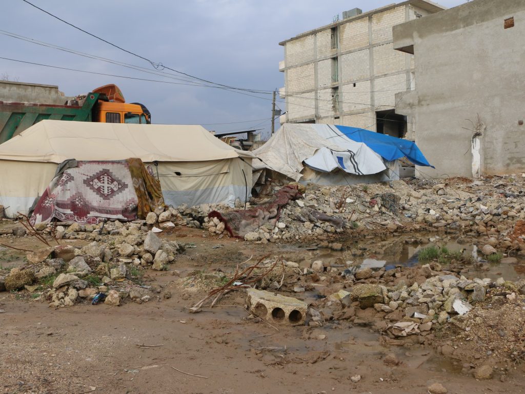 كيف يبدو شمال سوريا بعد سنة على الزلزال المدمر؟