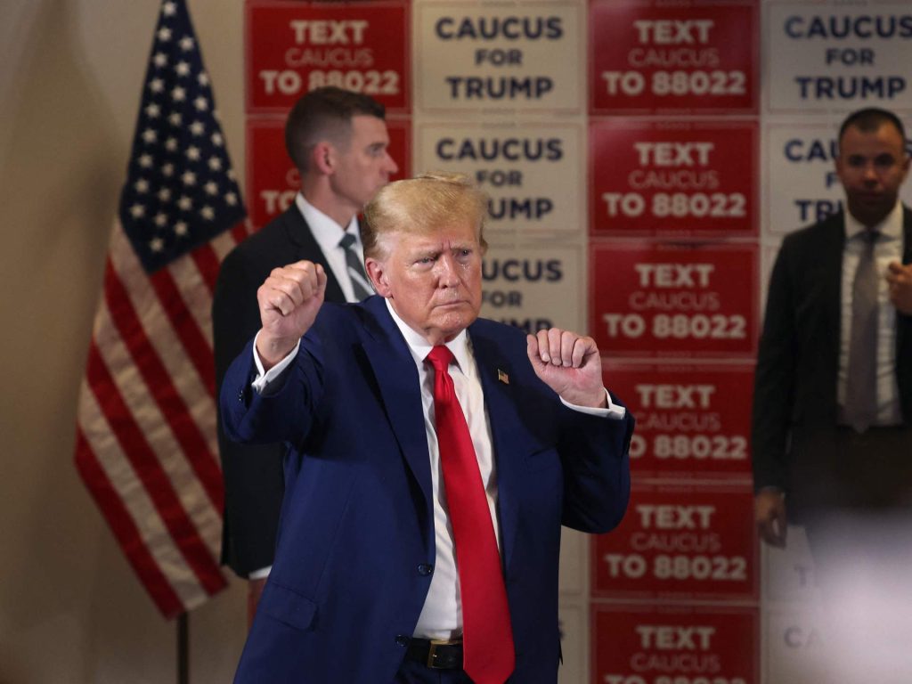 غازيتا الروسية: الغرب مذعور من احتمال عودة ترامب