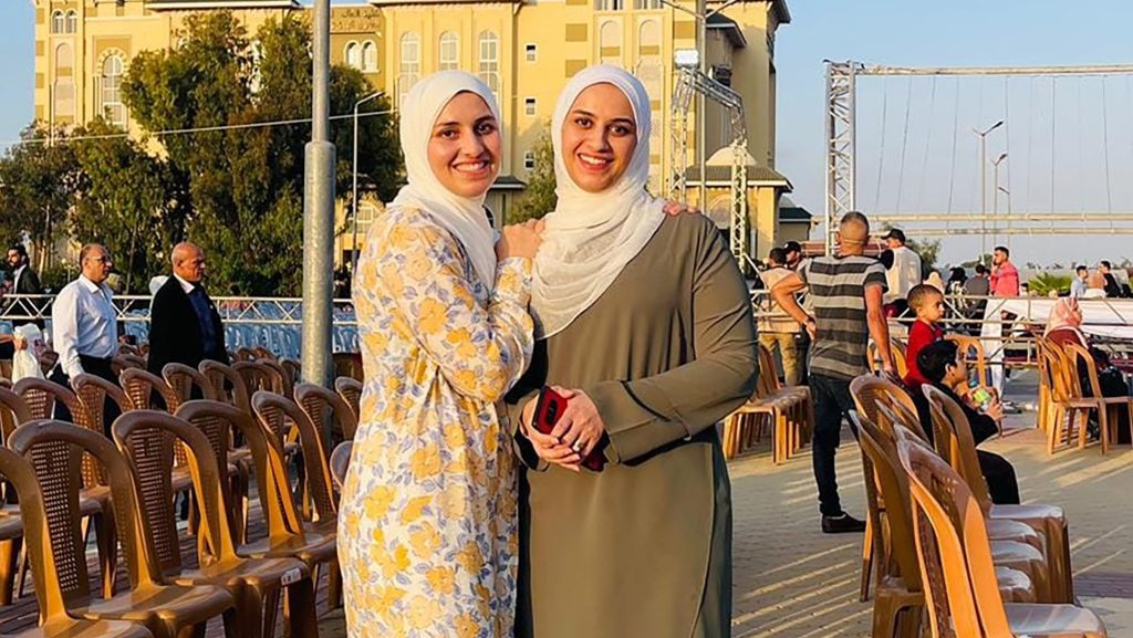 ليسوا أرقاما.. قصة شقيقتين بغزة جمعهما الطب وكتبت صواريخ الاحتلال نهايتها