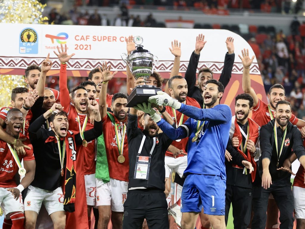 يتصدرها الأهلي وتضم 3 فرق عربية.. أكثر 25 ناديا تتويجا في العالم