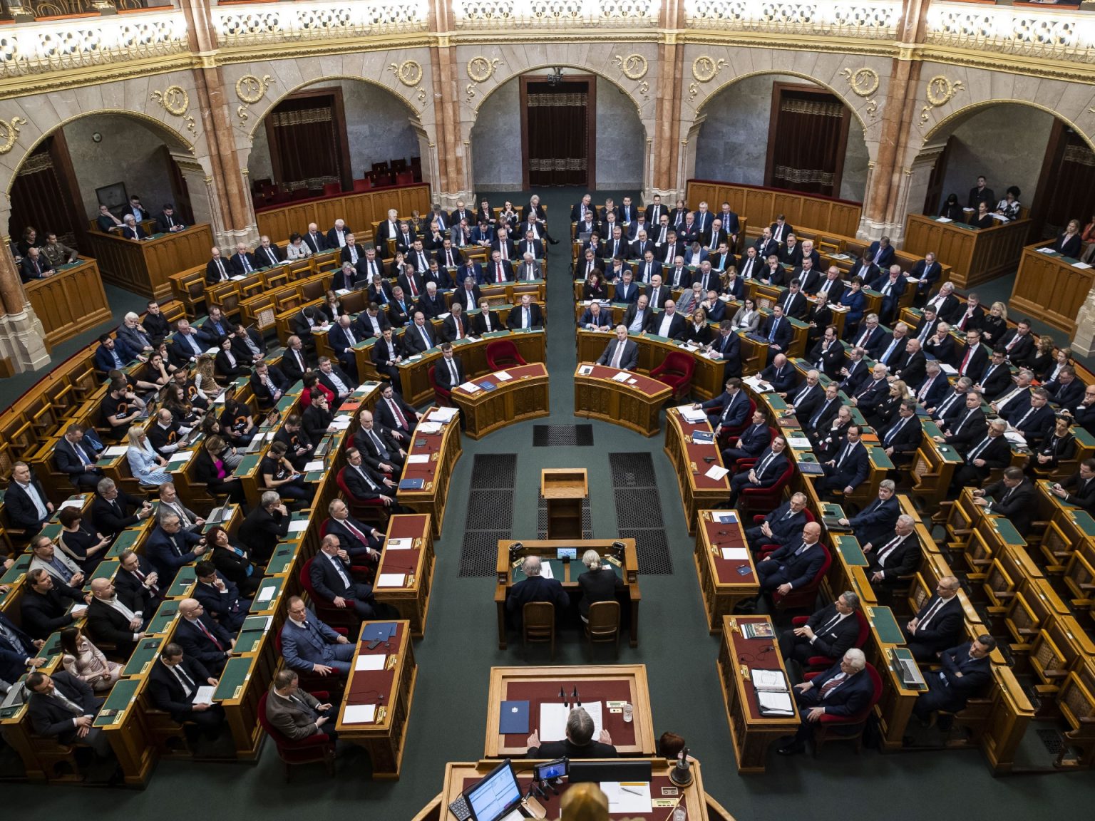 السويد تنضم إلى الناتو وتتخلى عن حيادها العسكري