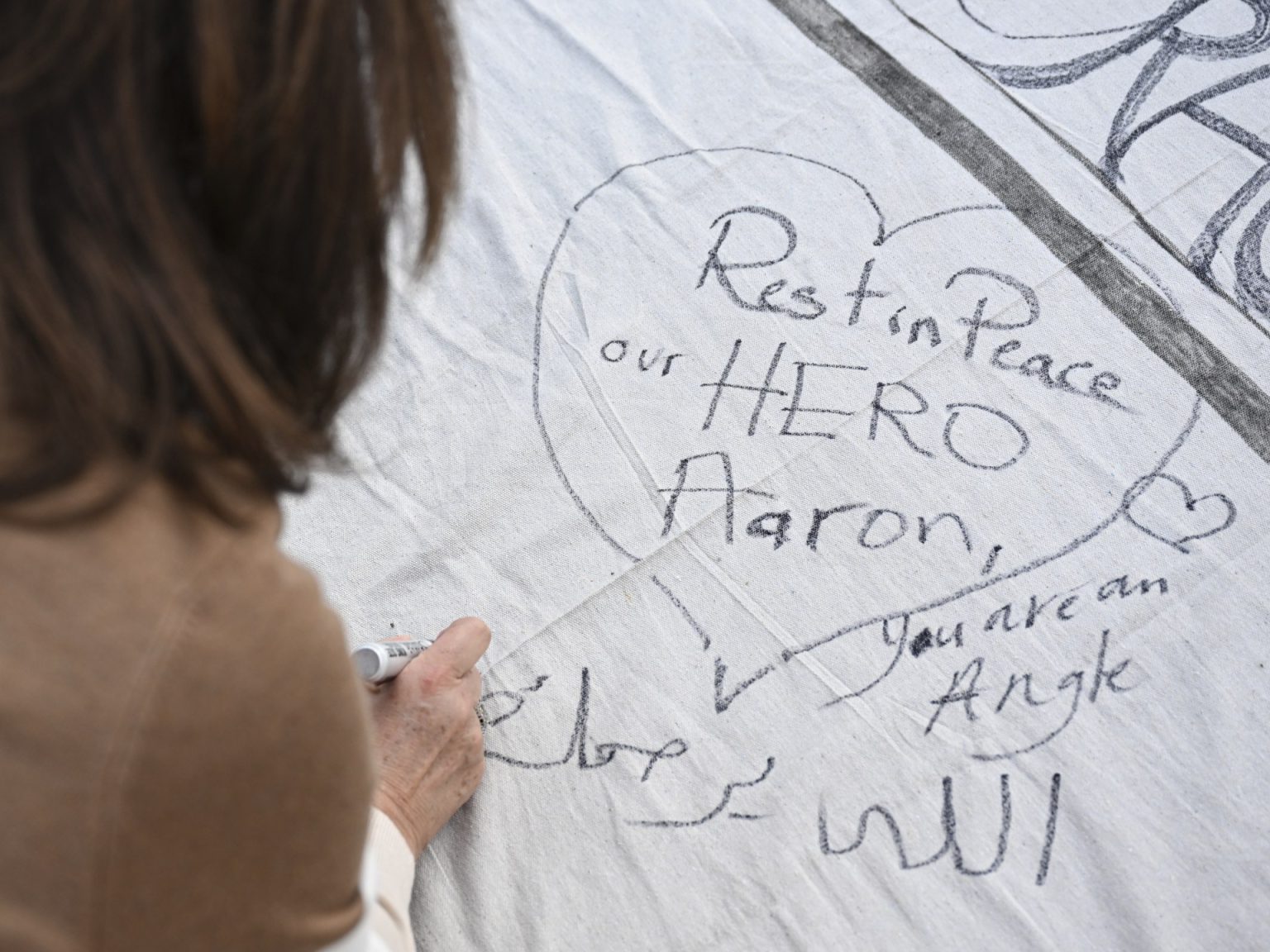 وقفة أمام سفارة إسرائيل بواشنطن للتضامن مع أيقونة “الحرية لفلسطين”