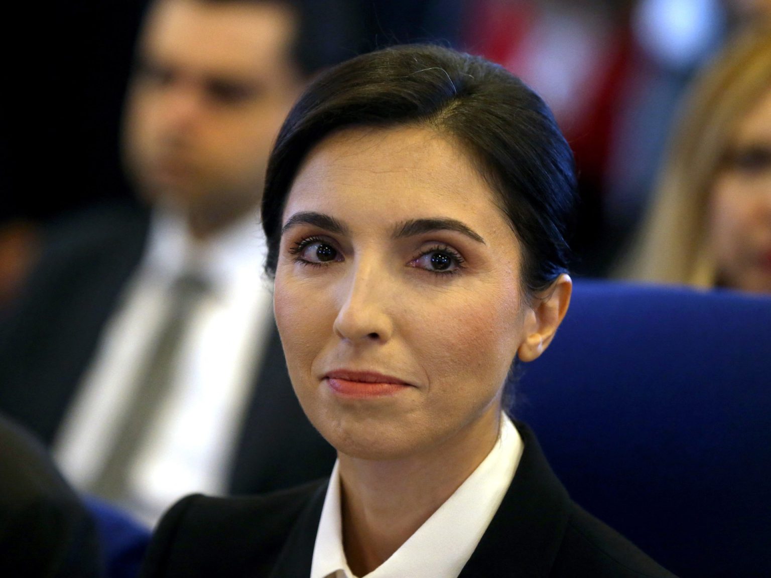 محافظة المركزي التركي تستقيل لـ”حماية عائلتها” وأردوغان يسارع لتعيين البديل