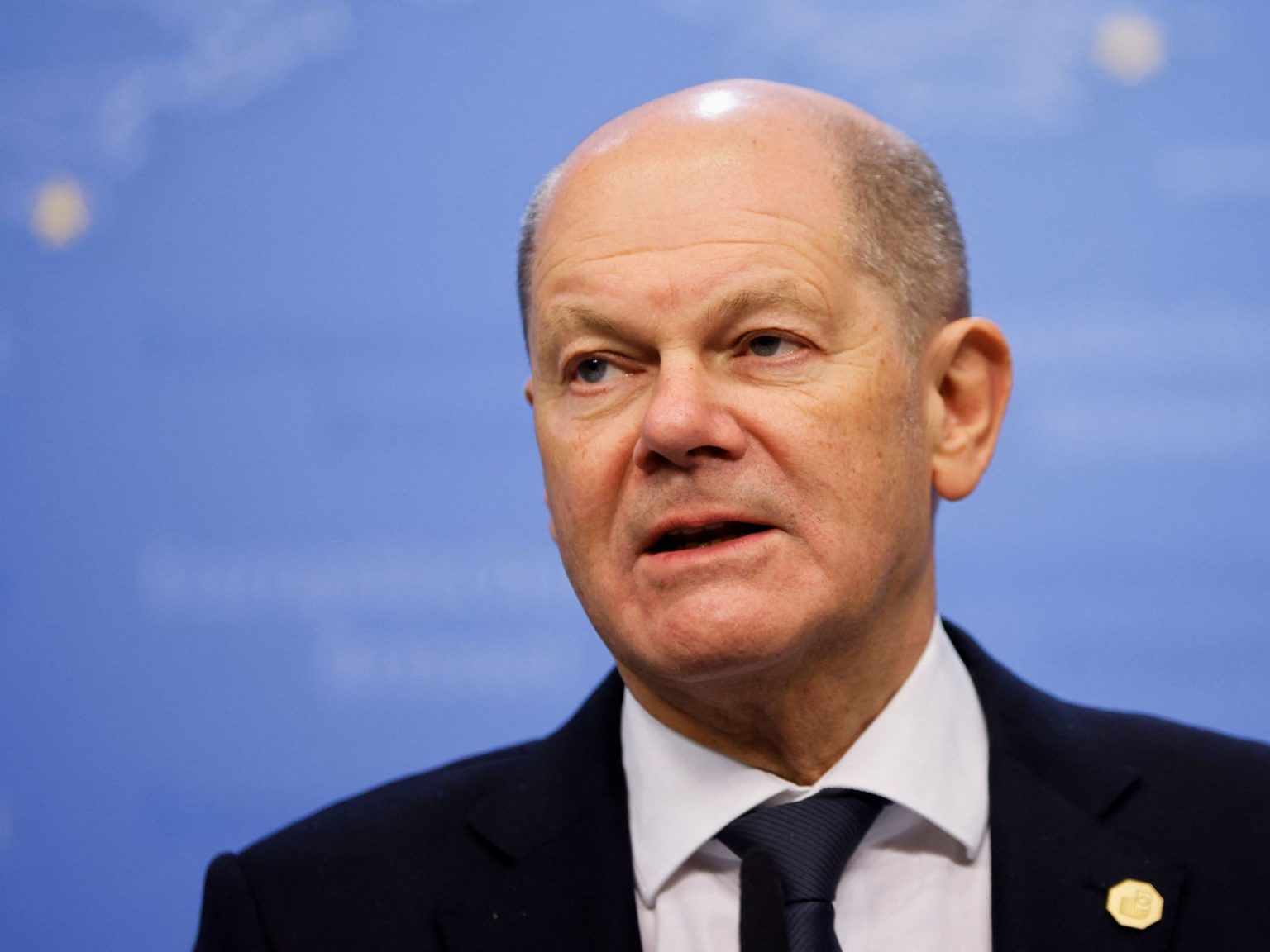 المستشار الألماني يدعو إلى حل الدولتين وزيادة المساعدات لغزة