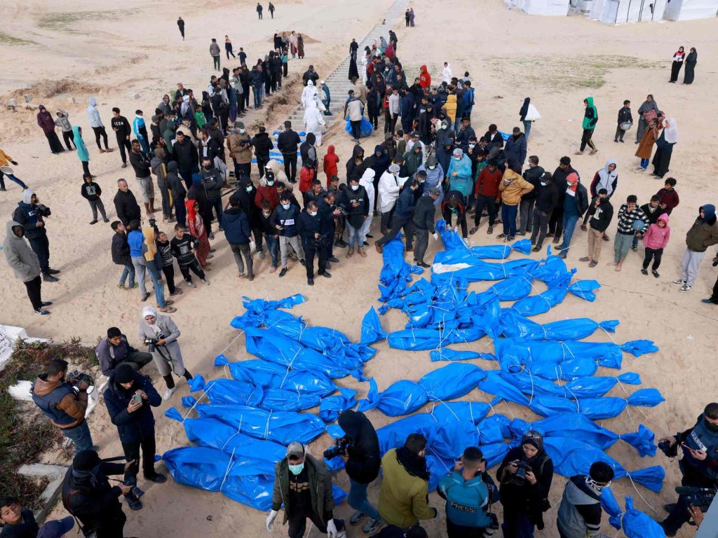 يهود إيطاليون يتضامنون مع غزة ويتبرؤون من نتنياهو