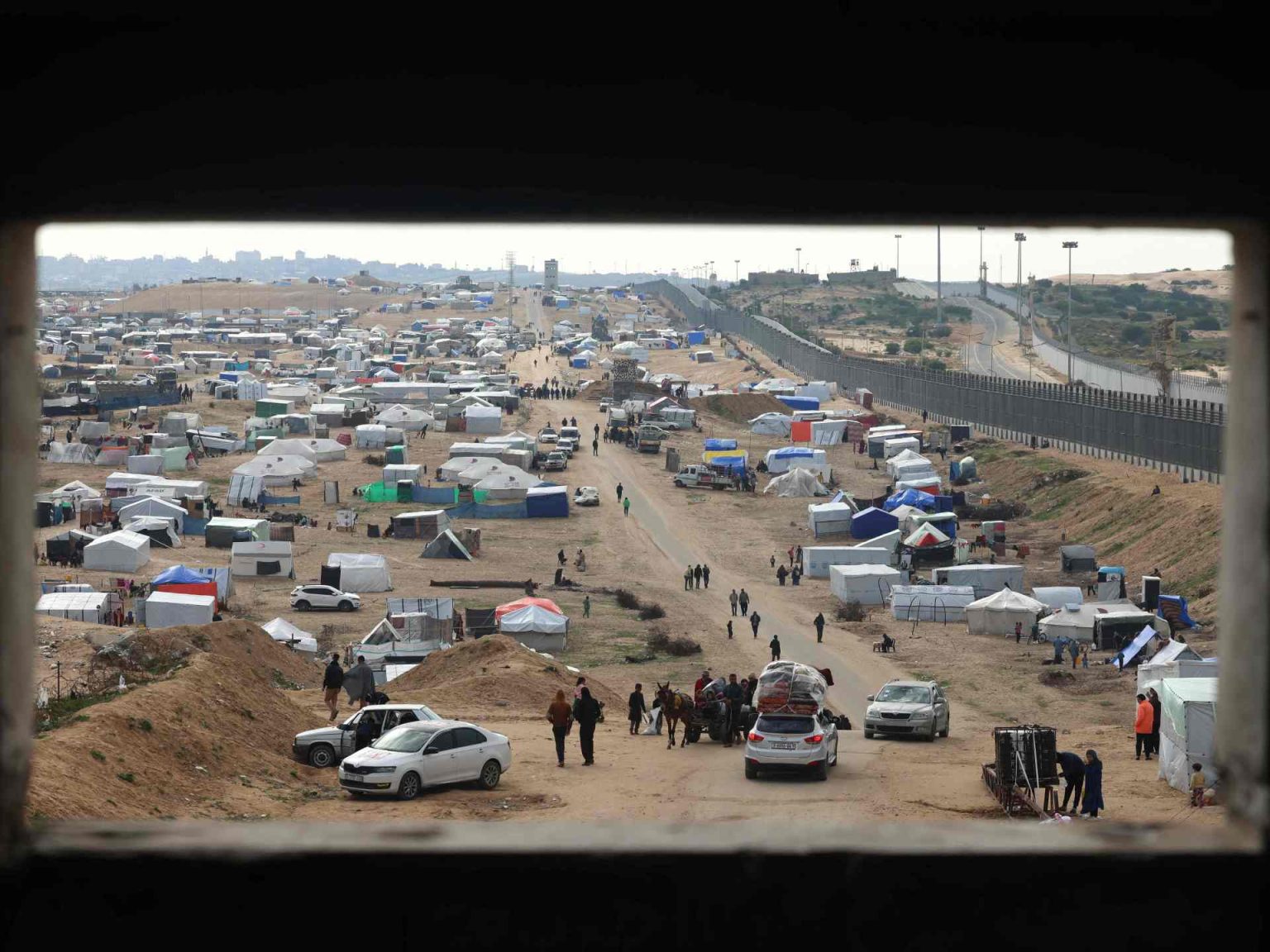 ديفيد هيرست: لهذا لن تنهي إسرائيل المهمة أبدا