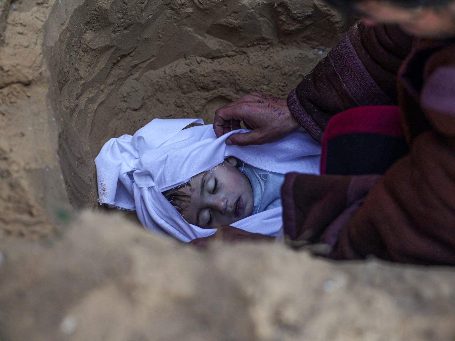 باحثون يحذرون: الآلاف قد يلقون حتفهم في غزة حتى بعد توقف الحرب