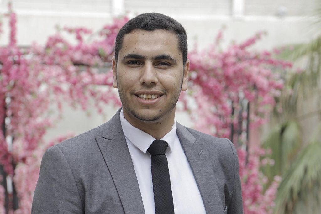 محمود عليوة.. صحفي كشف ما تسعى إسرائيل إلى إخفائه