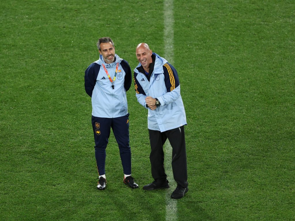 فضيحة القبلة القسرية.. النيابة العامة الإسبانية تطالب بسجن روبياليس و3 آخرين