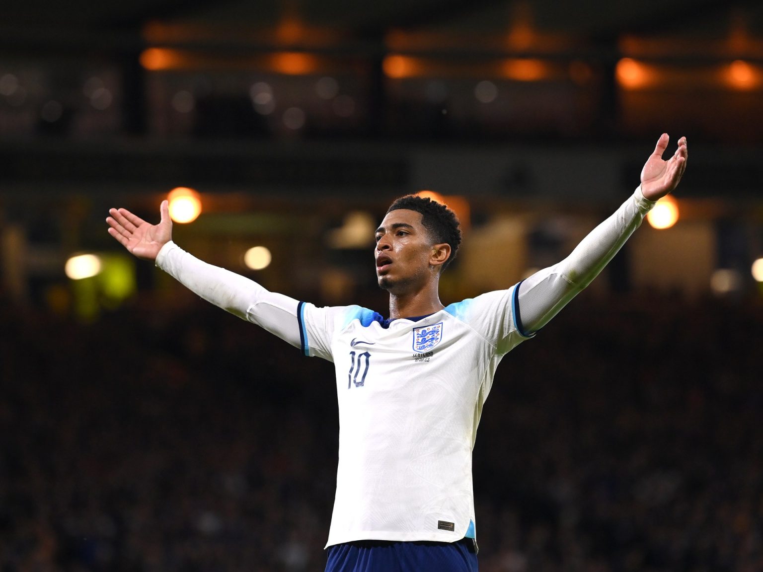 جود بيلينغهام.. هل سيخطف الأضواء في مواجهة إنجلترا والبرازيل؟