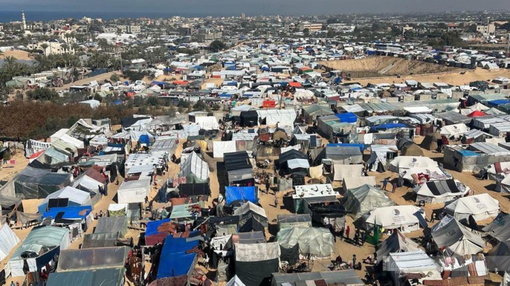 طبيبة بريطانية تروي مشاهد مأساوية بعد خروجها من غزة