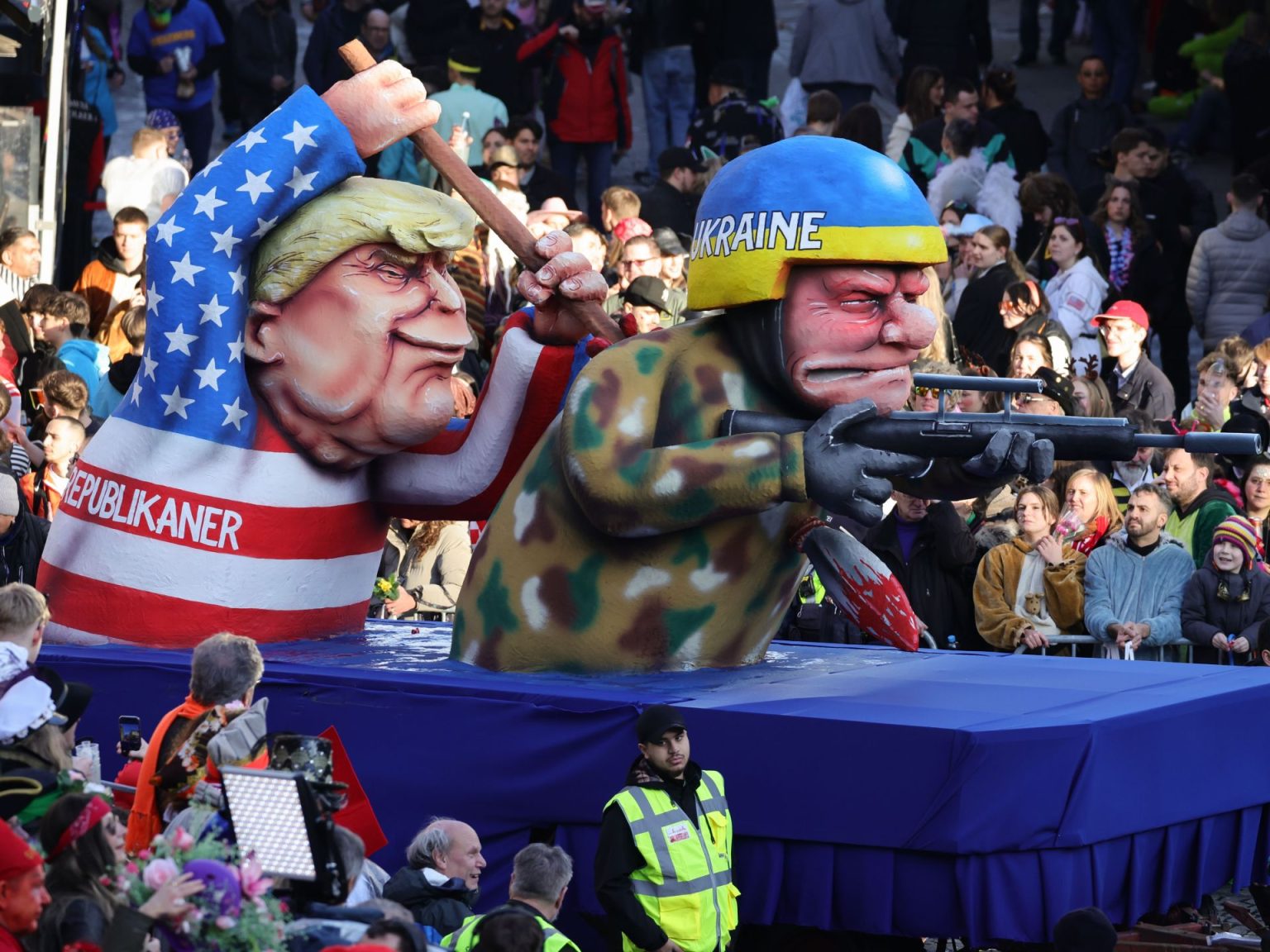 مخاوف أوروبية مبكرة من احتمال عودة ترامب