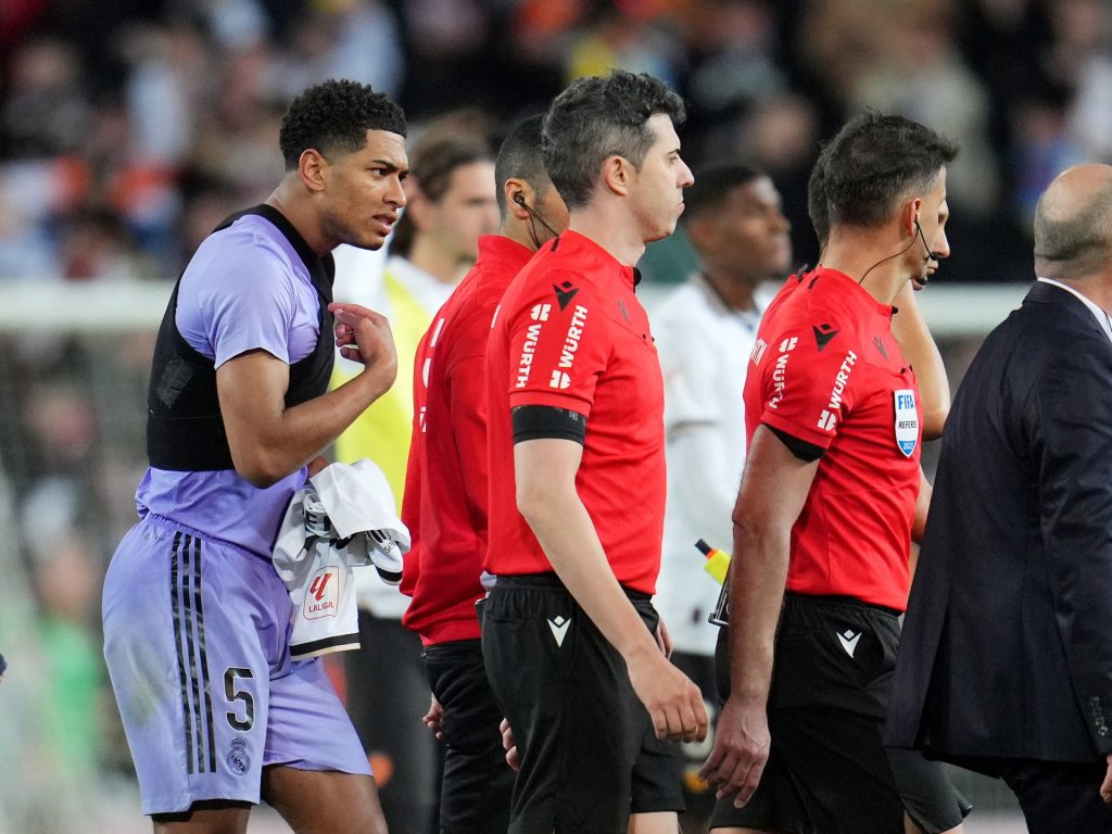 جدل تحكيمي رافق المباراة.. فينيسيوس يقود ريال مدريد لقلب الطاولة على فالنسيا في الليغا