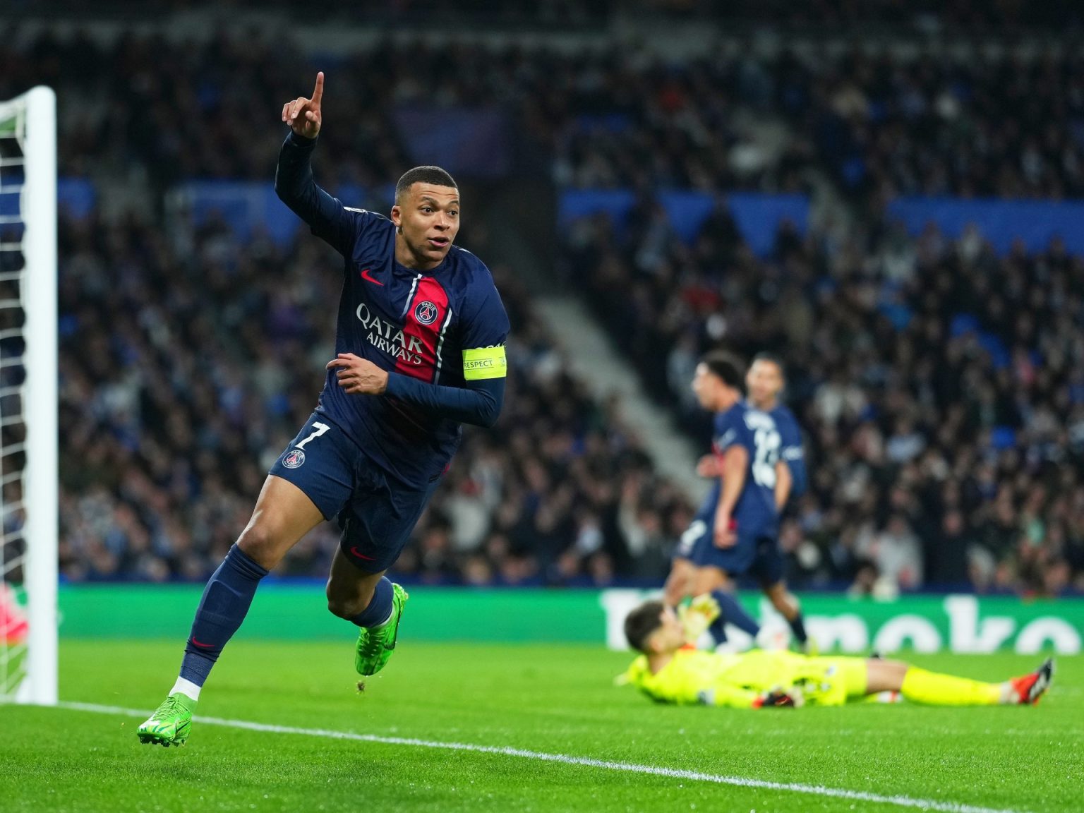 شاهد.. سان جيرمان وبايرن ميونخ يتأهلان لربع نهائي دوري أبطال أوروبا